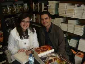 Na companhia de Fábio Ventura, autor do "Orbias - As Guerreiras da Deusa".